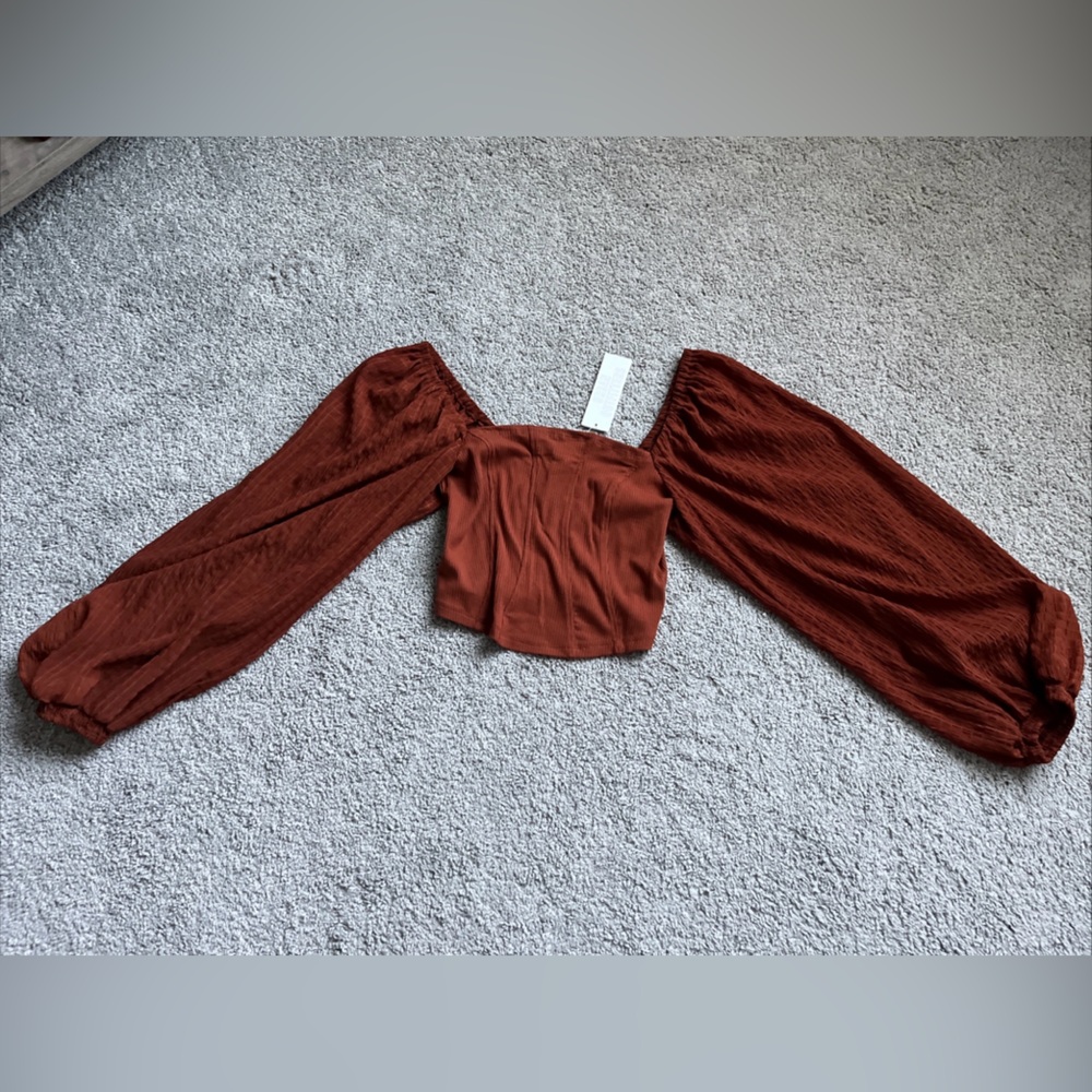 URBAN OUTFITTERS RIBBED OFF SHOULDER BALLOON SLEEVE CROP TOP SIZE M